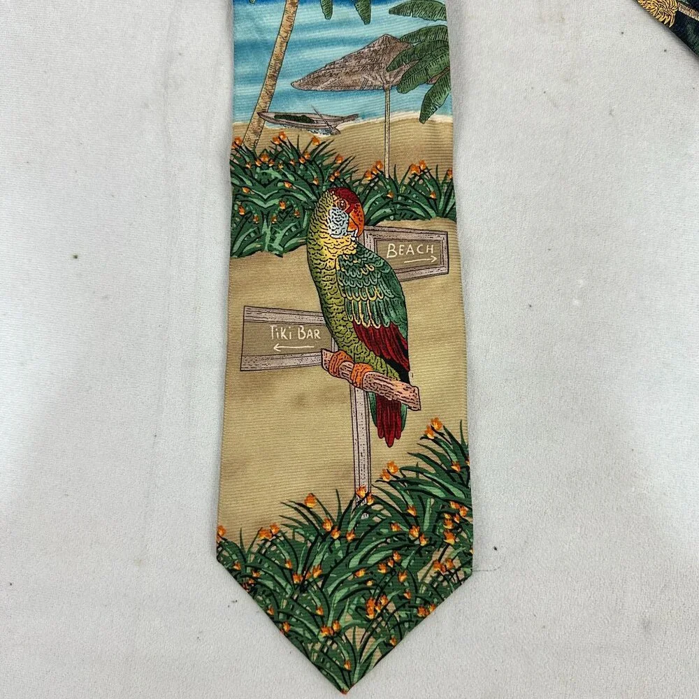 American Lifestyle Mens Tropical Parrot Tiki Bar Beach Theme Necktie Silk Blend